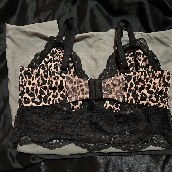 Victoria’s Secret Very Sexy Bralette - Picture 3 of 3